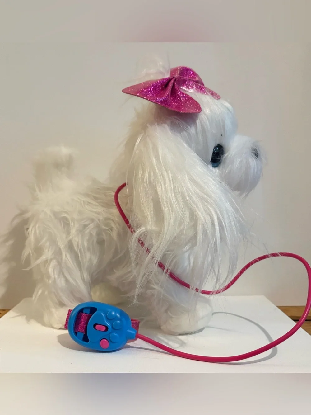 Pets Alive Lil' Paw Paw the Walking Puppy Robotic Toy, Electronic Plush, by ZURU
